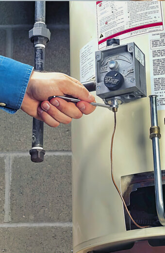 https://kensingtonhotwater.com.au/uploads/2025/06/gas-hot-water-system-16511.jpg