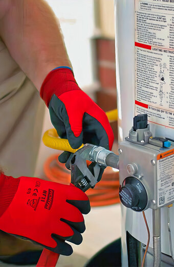 https://kensingtonhotwater.com.au/uploads/2025/06/hot-water-servicing-32050.jpg