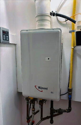 https://kensingtonhotwater.com.au/uploads/2025/06/thermostatic-water-systems-17709.jpg